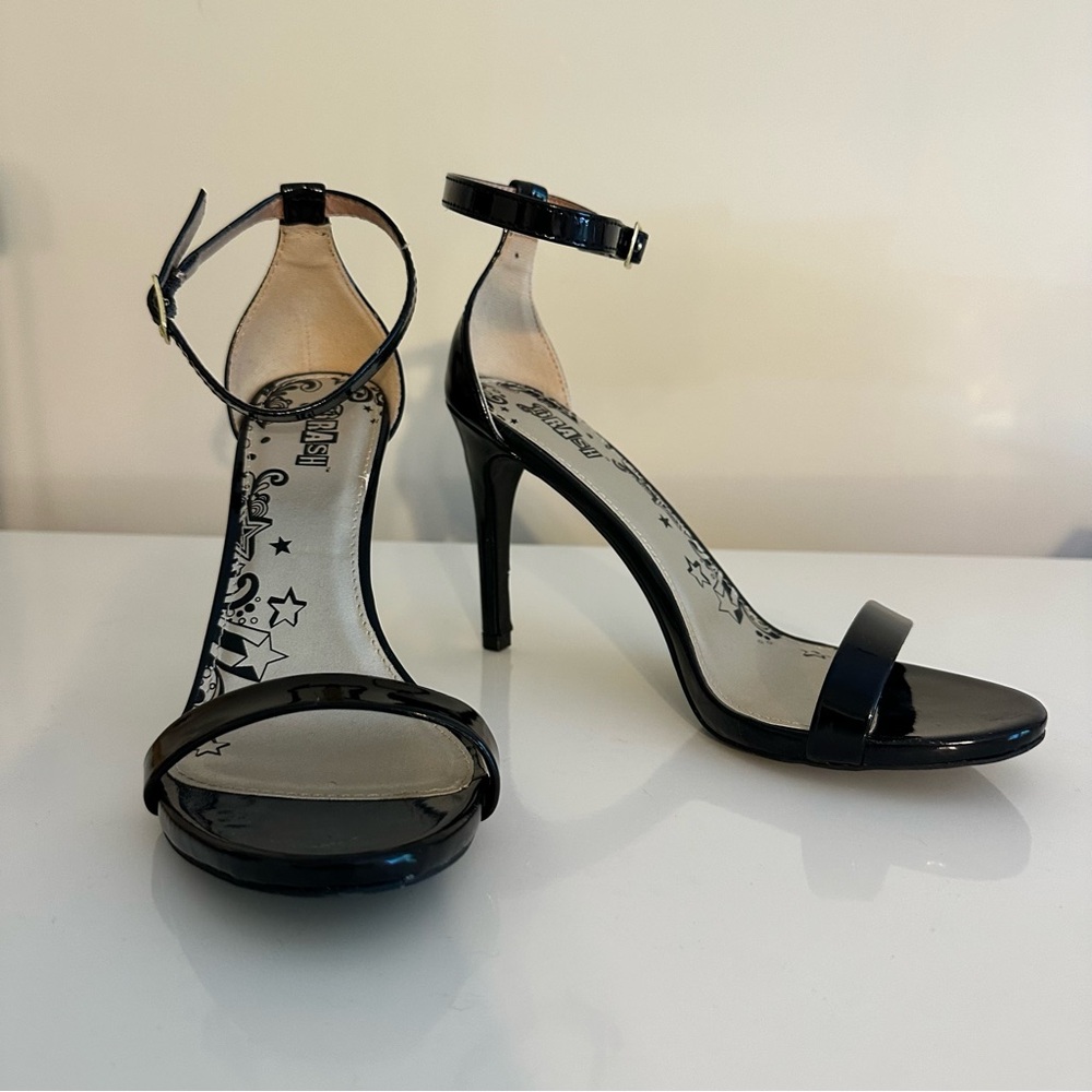 Size 6.5/7 Brash Black Shiny Heels